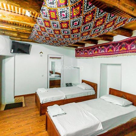Okhun Madrasah15Th-16Th Century Hotel บูคารา ภายนอก รูปภาพ