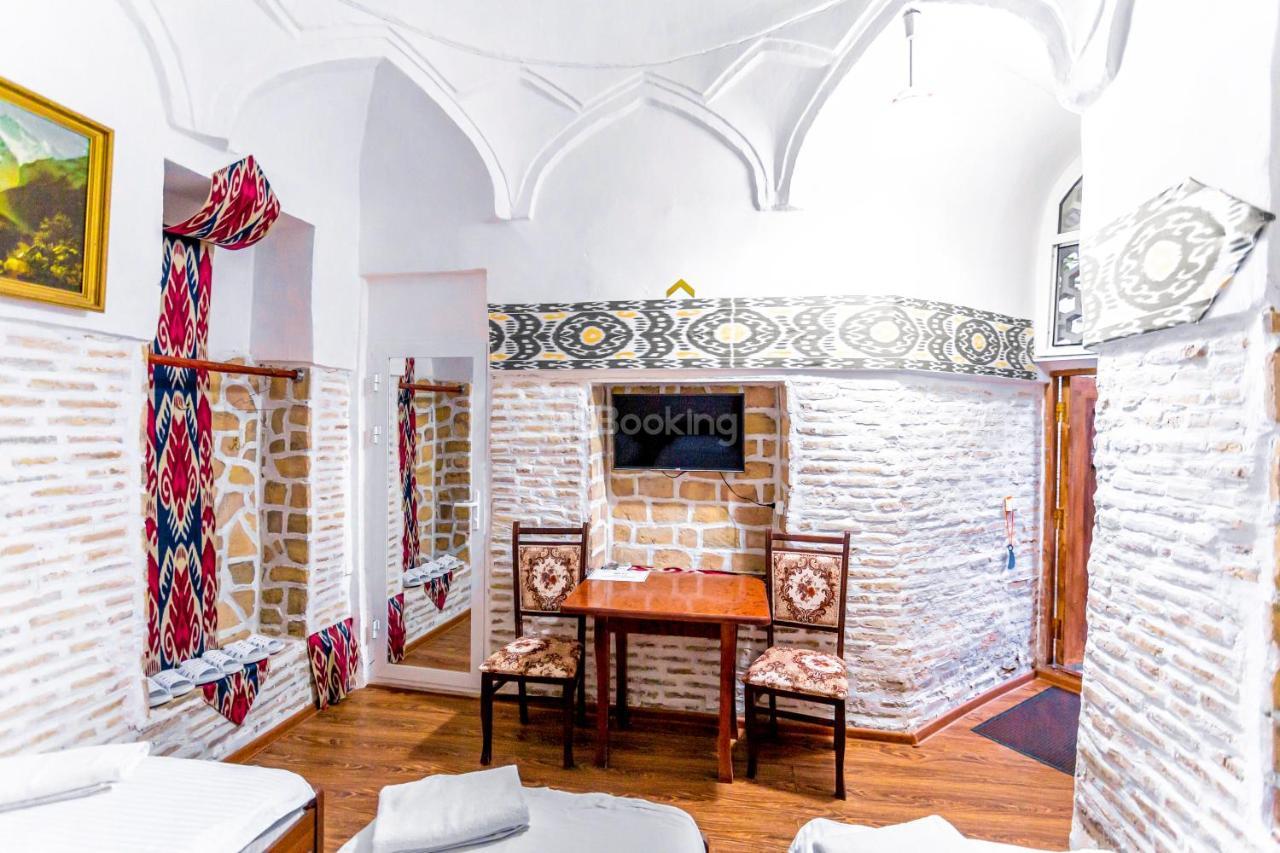Okhun Madrasah15Th-16Th Century Hotel บูคารา ภายนอก รูปภาพ