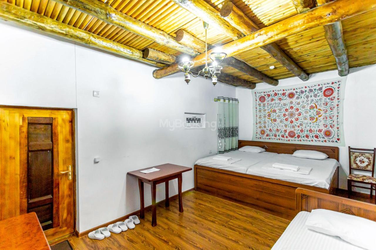 Okhun Madrasah15Th-16Th Century Hotel บูคารา ภายนอก รูปภาพ