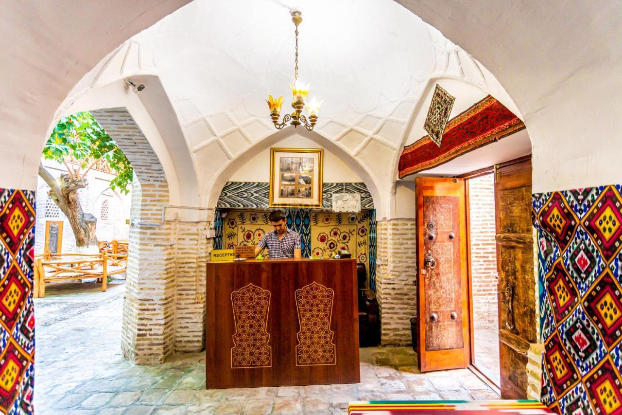 Okhun Madrasah15Th-16Th Century Hotel บูคารา ภายนอก รูปภาพ